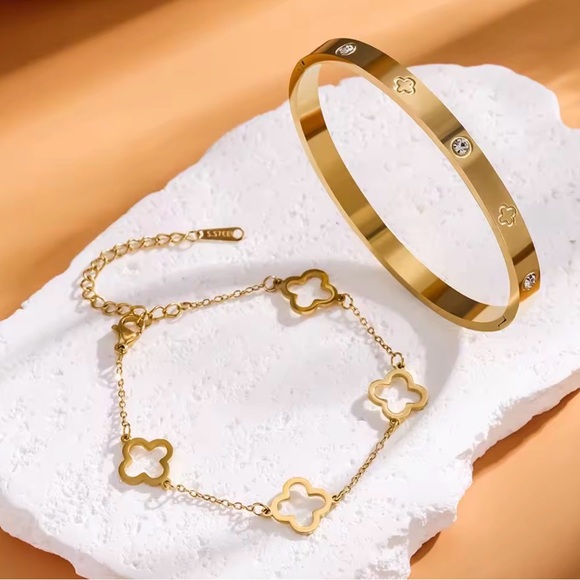 Clover CZ Gold Tone Stainless Steel Bracelet Set - Picture 3 of 5